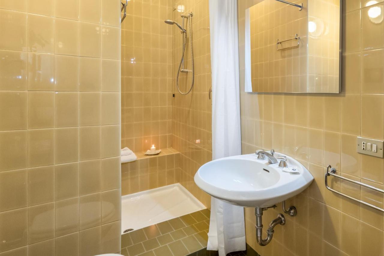 Veronainflat - Castle View Room מראה חיצוני תמונה